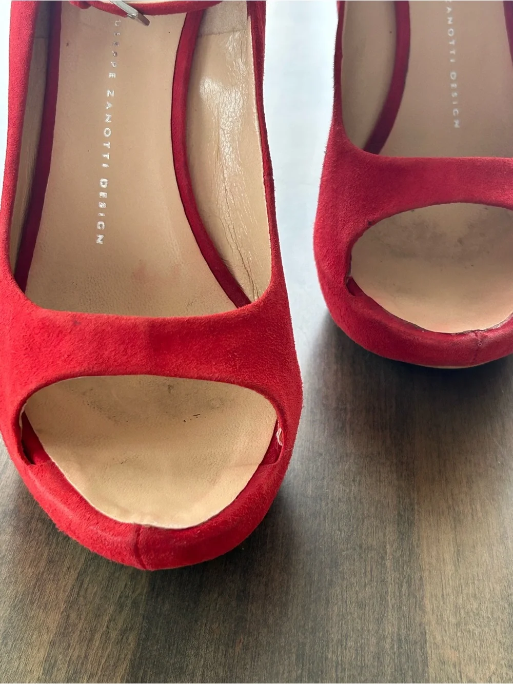 ♥️♥️🌹🌹Red Suede Peep-Toe Ankle-Strap Heels 🌹♥️🌹🌹